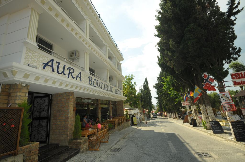 Aura Hotel Side Exterior foto