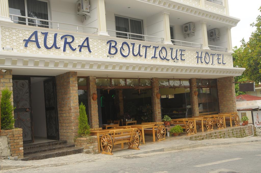 Aura Hotel Side Exterior foto